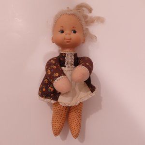 Vintage 1974/1975 Mattel brand Mama & Baby Beans doll Blue Eyes